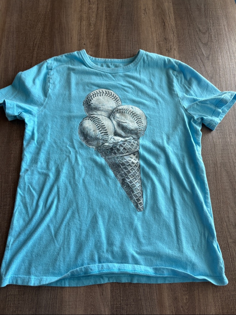 Gap brand boys short sleeve baseball shirt.